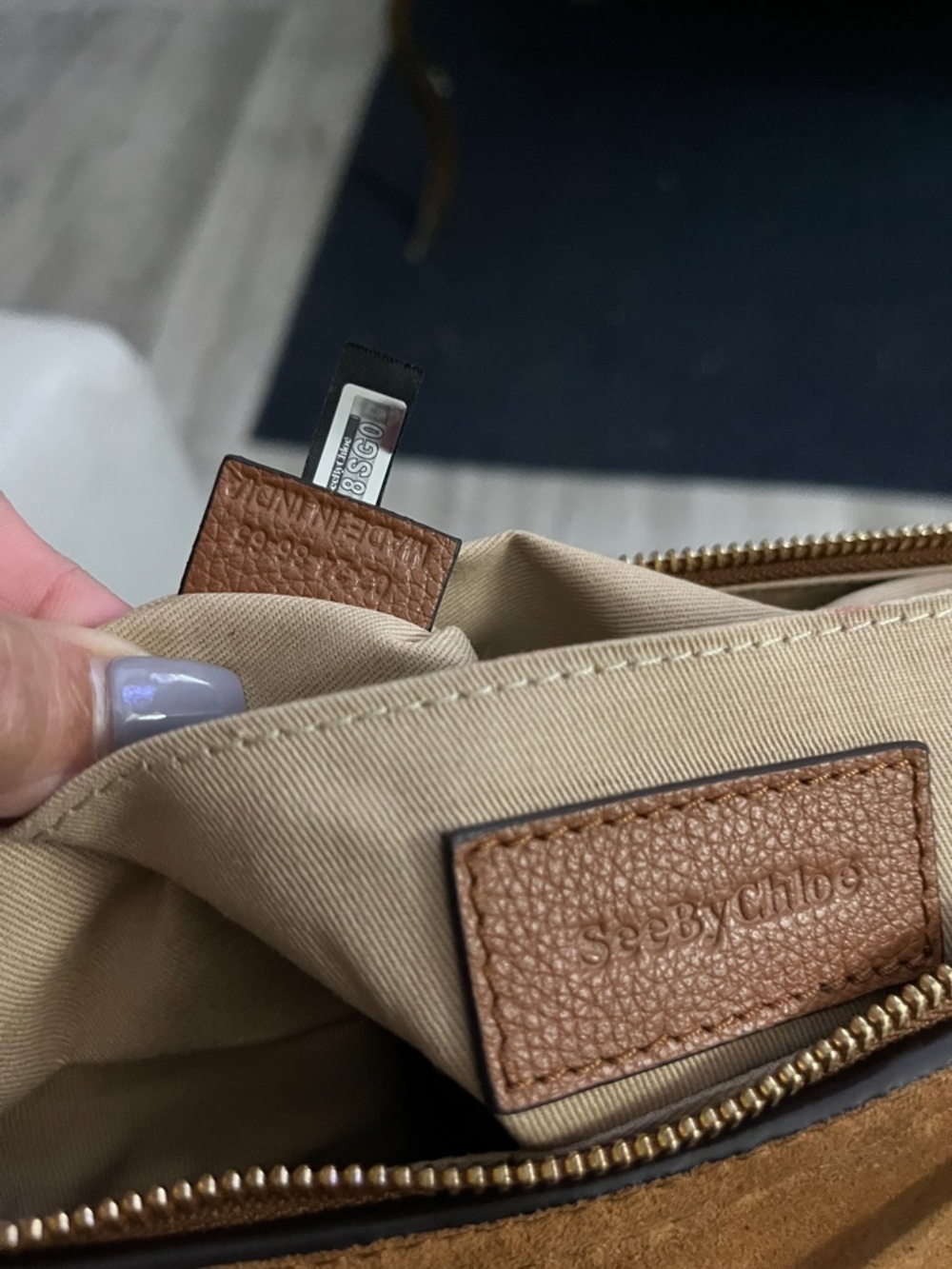 See By Chloe Leather Shoulder Bag - Picture 7 of 14